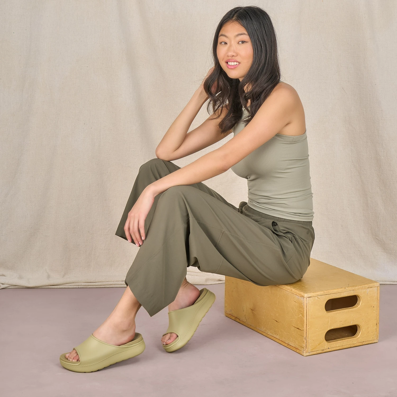 Dansko Devyn Sage Molded 4 Dansko Devyn Sage Molded - Image 2