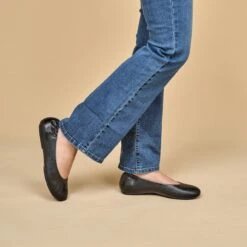 Dansko Mollie Black Nappa -Modern Step Wear Store Mollie Black 2 PDP 2400x2400 016d7349 8abc 4b0c 81ff 6485777b1d0f