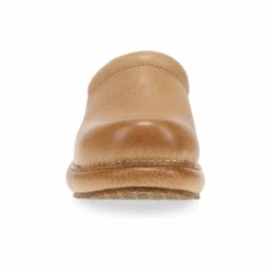 Dansko Platform Pro Honey Distressed -Modern Step Wear Store PlatformPro Honey PDP 3