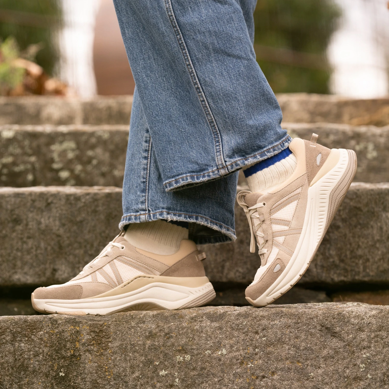 Dansko Poppy Dune Suede 4 Dansko Poppy Dune Suede - Image 2