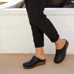 Mariella Black Nappa -Modern Step Wear Store S24 Melrose Mariella Black 4400 2400x2400 ec772e6d d430 4050 a2f7 590bf3c9297c