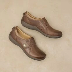 Dansko Sallie Stone Waxy Burnished -Modern Step Wear Store Sallie Stone PDP 3 2400x2400 3a142853 a1f8 4ce5 ad9f 5a85f15749be